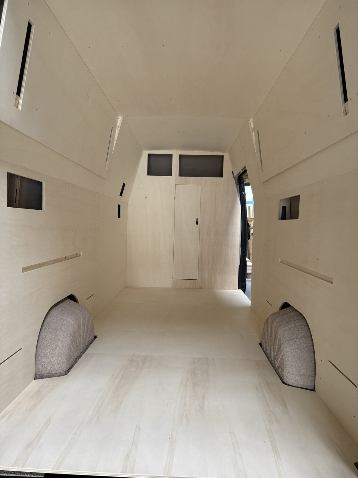 Deckenverkleidung Ducato L4H3, Detail Übergang zur Wand