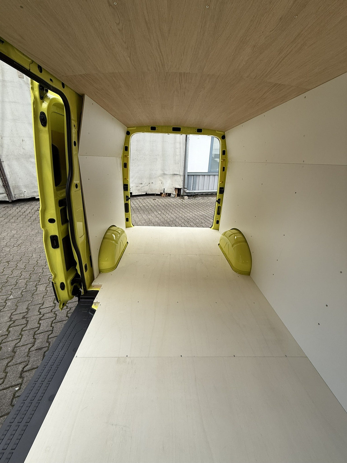 Wandverkleidung HPL Weiß, Crafter L3H2, Seitenwand