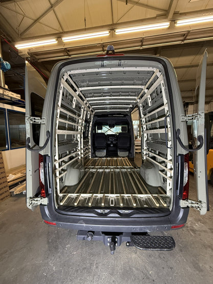 Unterkonstruktion Sprinter L2H2 von außen